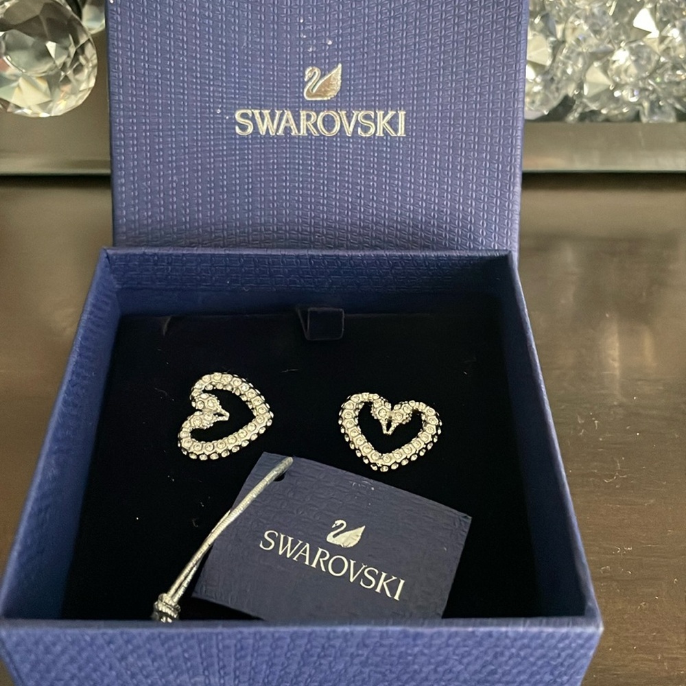 Swarovski swan, kate spade strawberry
